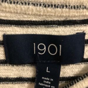 Like new mens 1901 large stripped sweater